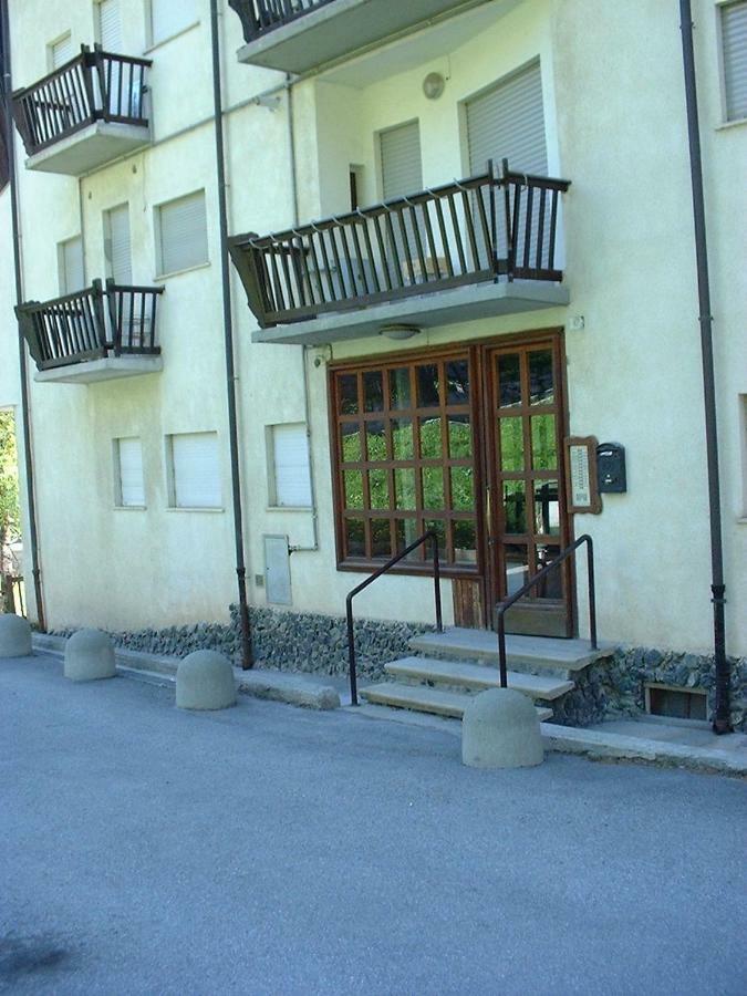 Il Capriolo Villa Oulx Exteriör bild