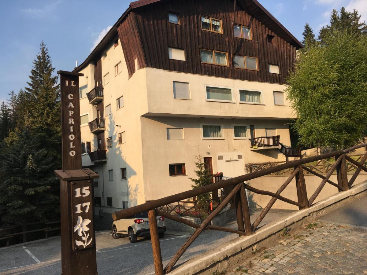 Il Capriolo Villa Oulx Exteriör bild